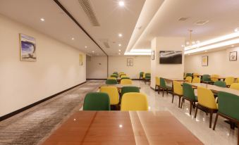 GreenTree Inn Hotel (Nanchang Zhongshan Road Bayiguan Branch)