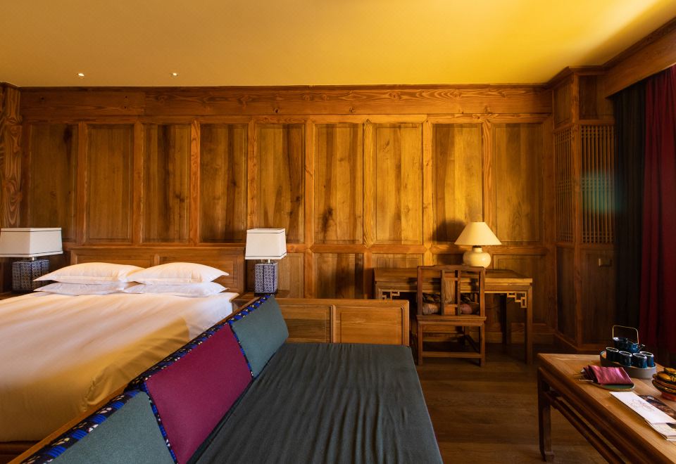 Songtsam Shangri-la LinkaDeluxe Double Room