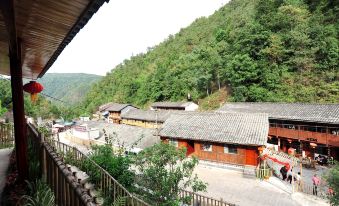 Hongsen Huangguaqing Hot Spring Inn