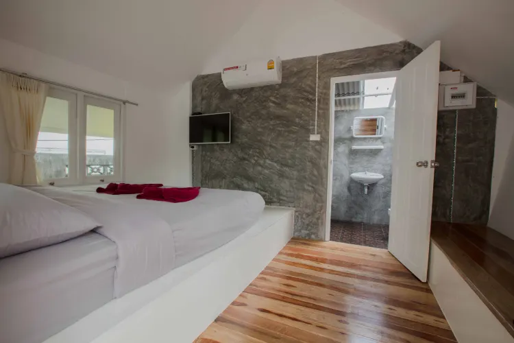 สแตนดาร์ดบังกะโล