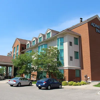 Admiral Inn Mississauga Hotels near Jack Darling Memorial Park