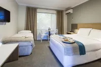 Kings Park Motel
