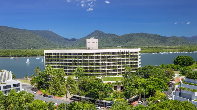 ヒルトン ケアンズ 外観