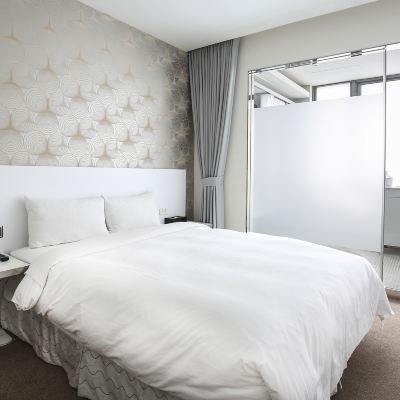 雅緻客房 新驛旅店（台北西門捷運店）優惠