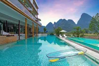 Shuidaotian Resort (Yangshuo Ten-Mile Gallery Yulong River)