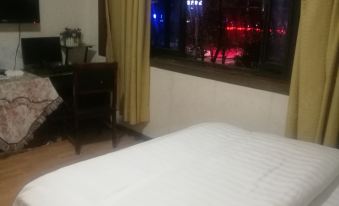 Xiangqian Hotel