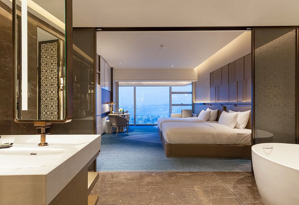 行政海景双床房（180度全落地窗看海景日出）