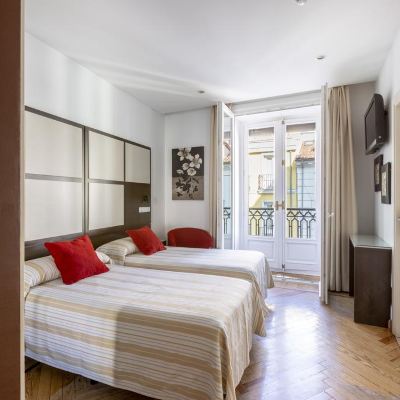Twin Room Hostal Abadia Madrid Promo Code