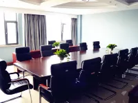 Guoqing Hotel Hotels in Changle County