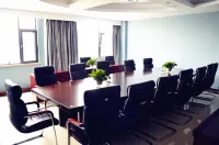 Guoqing Hotel