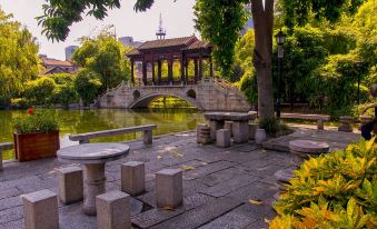 Rand Hotel (Foshan Zumiao Subway Station)