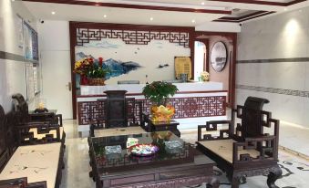 Longzhou Taida Hotel