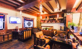 Kangding Renjia Tibetan Culture Theme Hotel