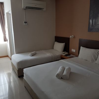 Bilik Triple Eksekutif Bukan Merokok Kupon Hotel Asia Langkawi