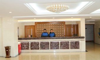 Longhu Hotel