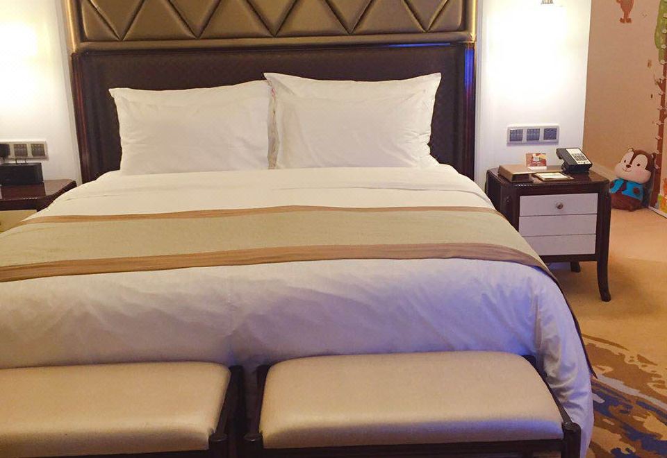 奇幻森林妙趣家庭房