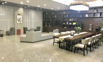 Qingmu Platinum Hotel (Liyang Tianmu Road Hecheng Branch)