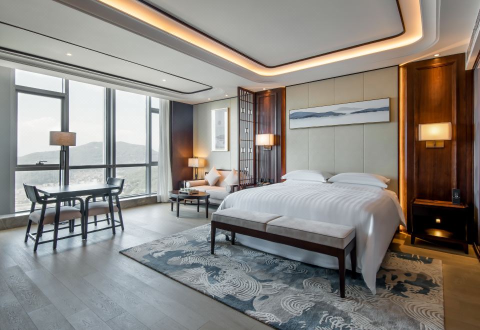 豪华大床房【高楼层落地窗】