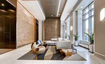 Global Luxury Suites at Newport