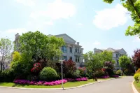 Aohua International Hot Spring Hotel