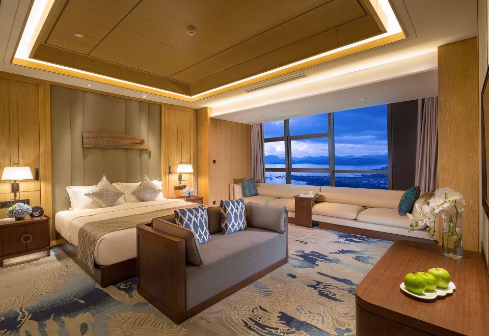 Dali International HotelYingxi Tower Deluxe Sea-View Suite