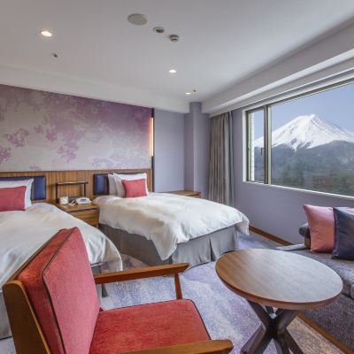 富士山景豪華雙床房