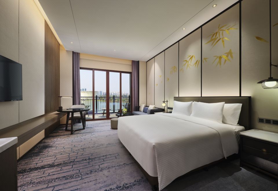 Steigenberger WuxiQueen Room With Lake View