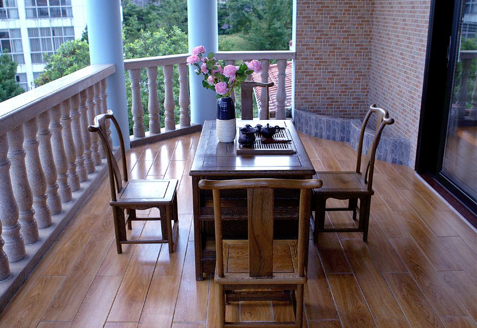 Ya She Hotel NandanPanoramic Queen Room