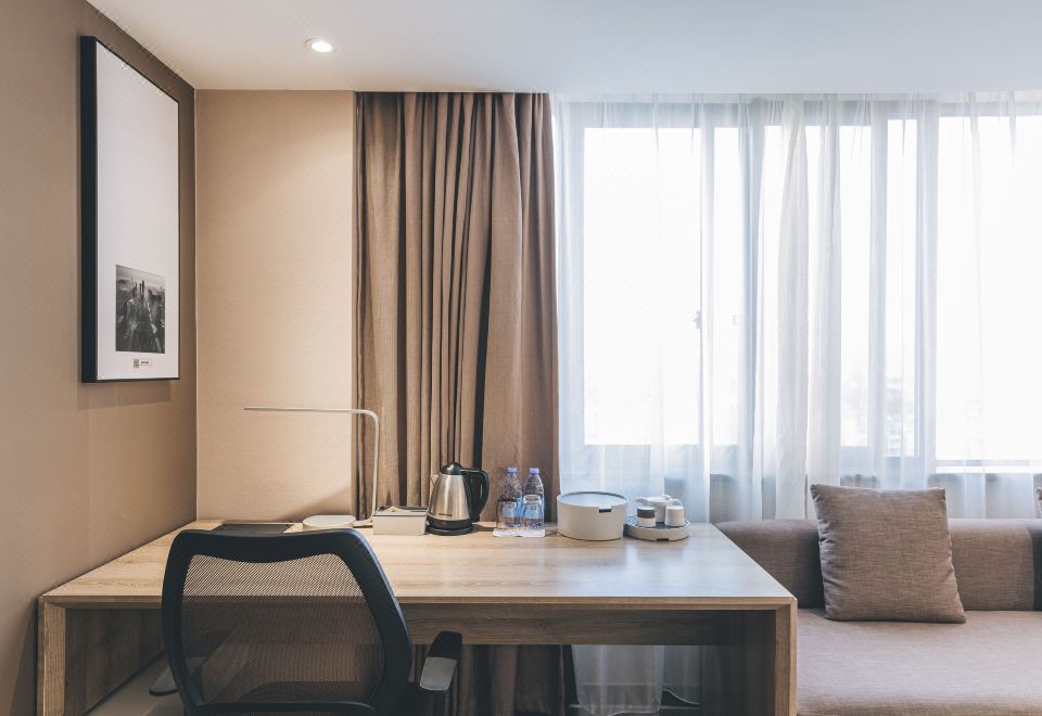 高级大床房（投屏电视）