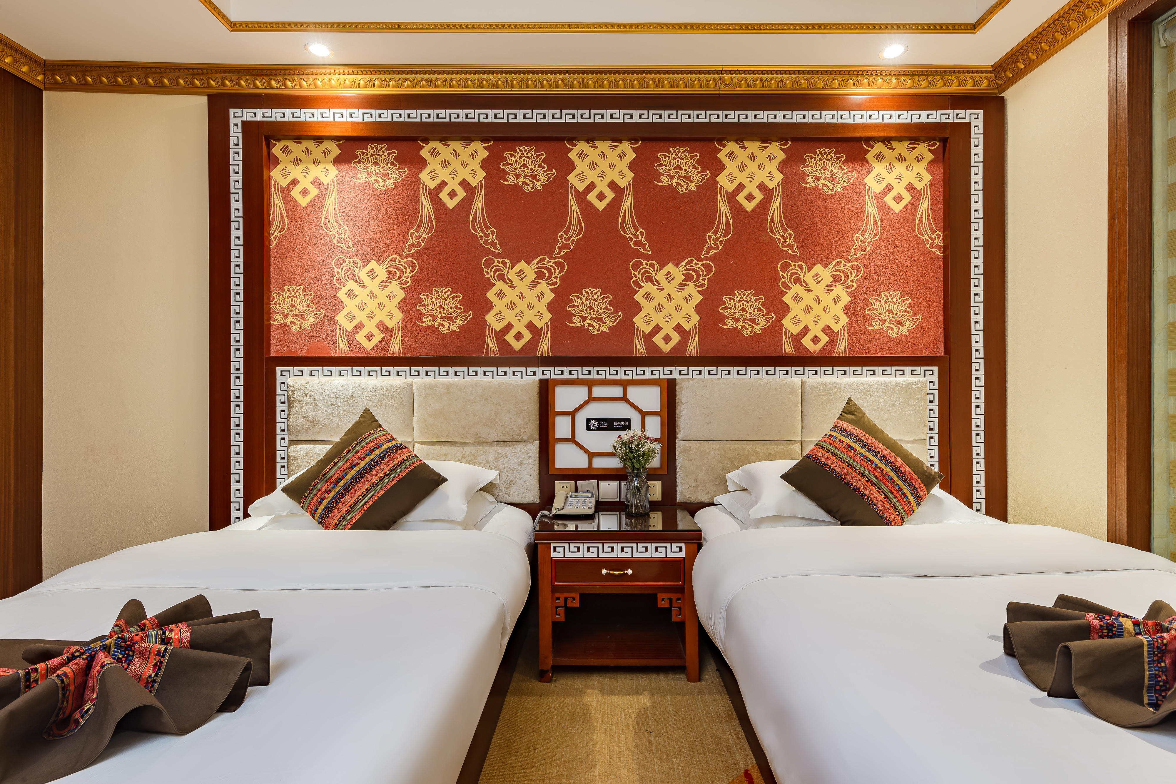 Deluxe Hotel Room - Night View (2 beds) (Floor heating)