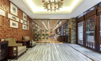 the Qingyuan Hotel Qingcheng