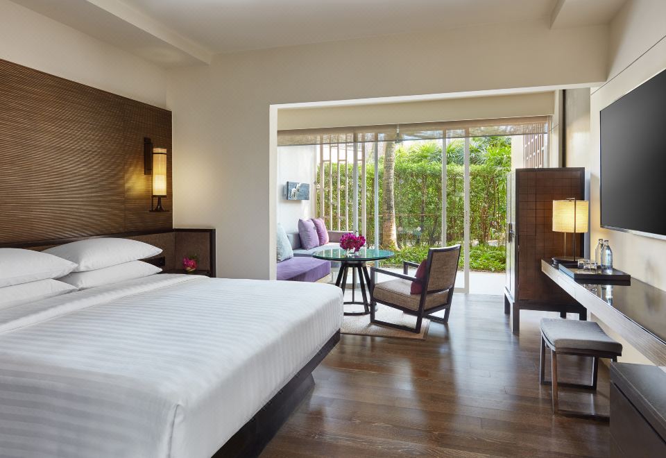 Hyatt Regency Hua HinKing Room With Club Access And Terrace