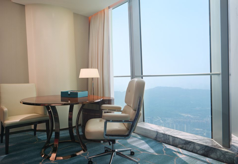 云赏青秀山景致丨高级山景大床房