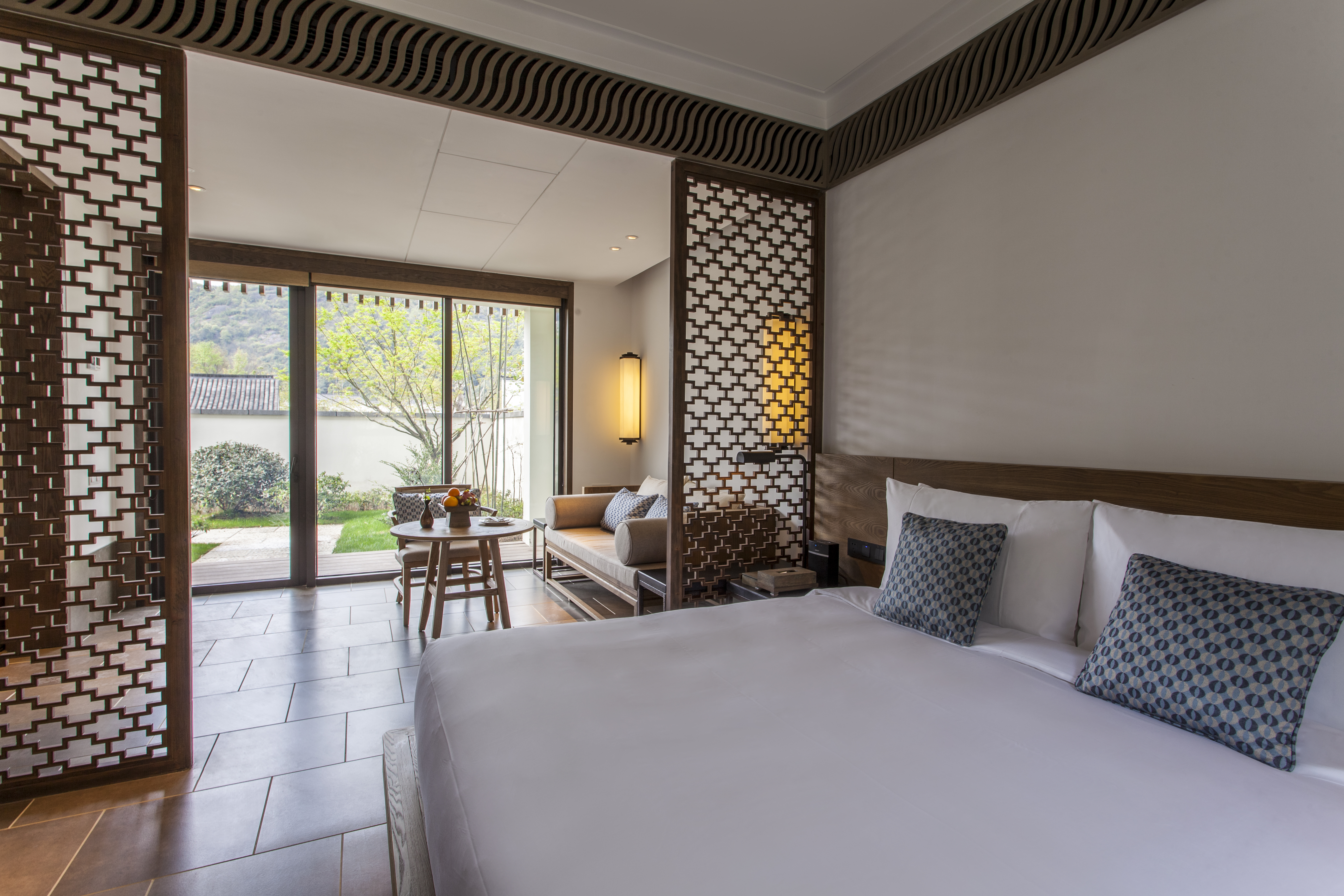 若耶阁大床房丨私享庭院