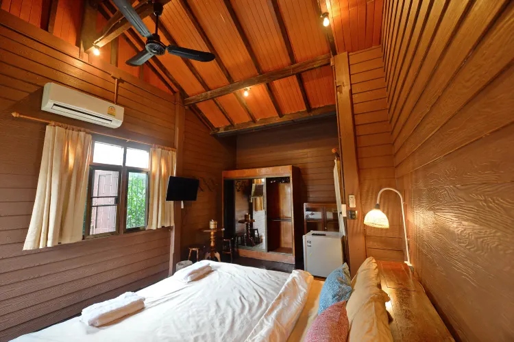 Boutique King Deluxe Double Room With Balcony