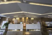 Wanlong Hotel (Baoding High-tech Zone Baobai Shopping Plaza Store)