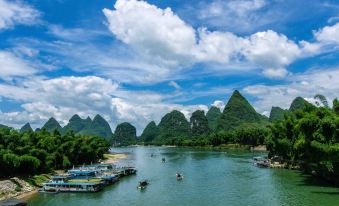 Yangshuo shulin listen to rain · Net red ranch hotel