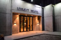 UniLoft Hostel (Dalian Railway StationDongguan Street Historical and Cultural Block Store） Hotels in 