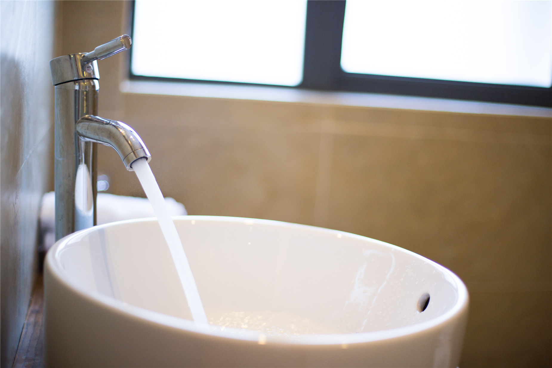 日斜林靜親子房