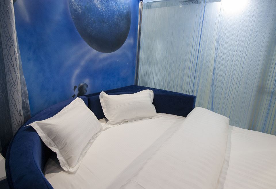 Jiulong Theme HotelGuestroom - Double Occupancy -1(Roundbed)