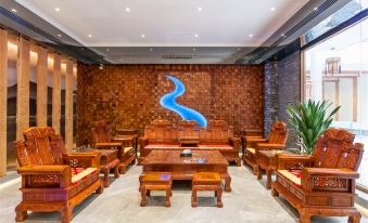 Lancheng Yuerong Food Culture Hotel