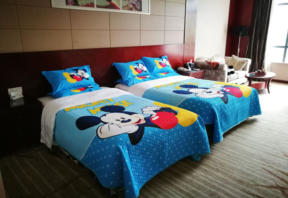 Yixing Bamboos International Conference CenterComfortable Family Room For Parents And Children - Always Together, Full Of Joy