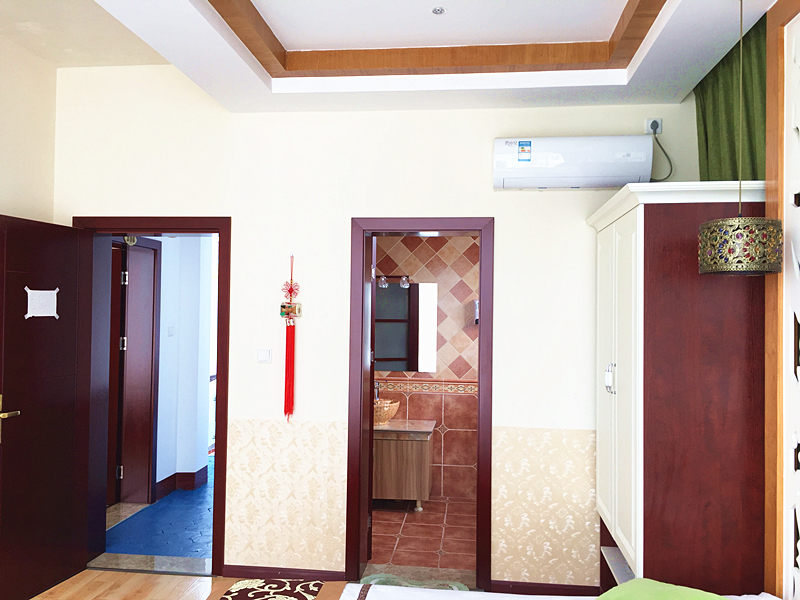 側海景日出雙床房（305）