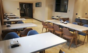 City Comfort Inn (Changsha High-speed Railway Station West Square) - Housity