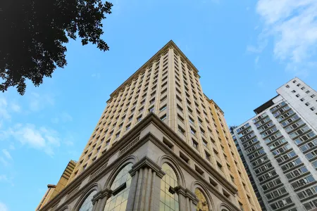 Jianguo Puyin Hotel (Chengdu Taikoo Li)