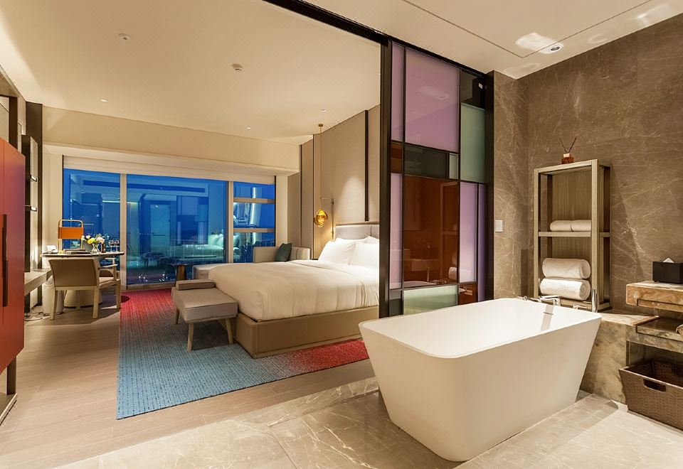 商務海景大床房（180度全落地窗看海景日出）