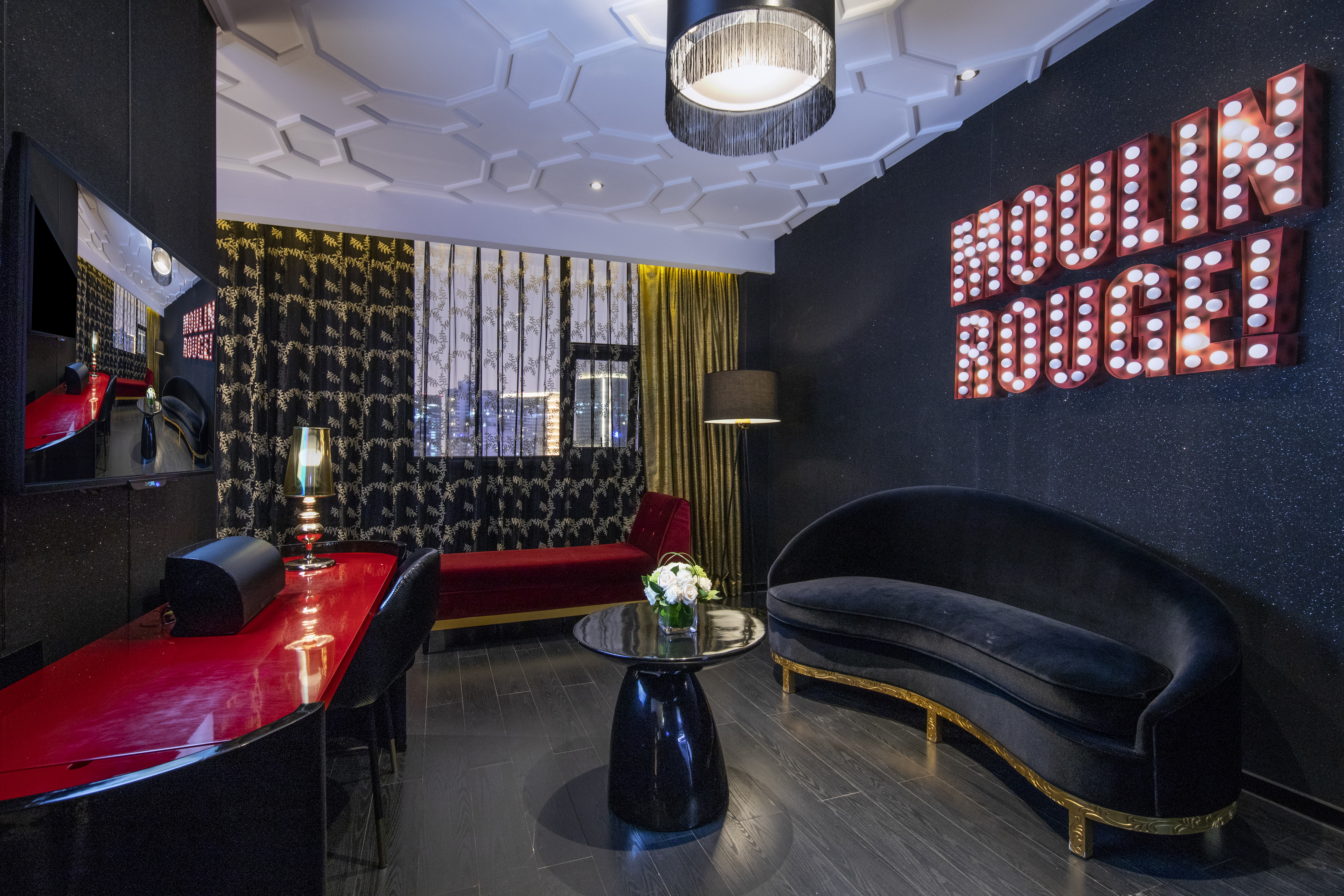 Crystal Orange Beijing JiuXianQiao都市魅影（小冰箱＋深度睡眠枕）