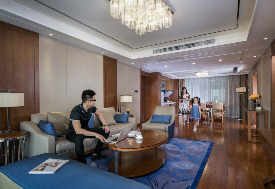 家庭套房（三房兩廳+城景陽臺）