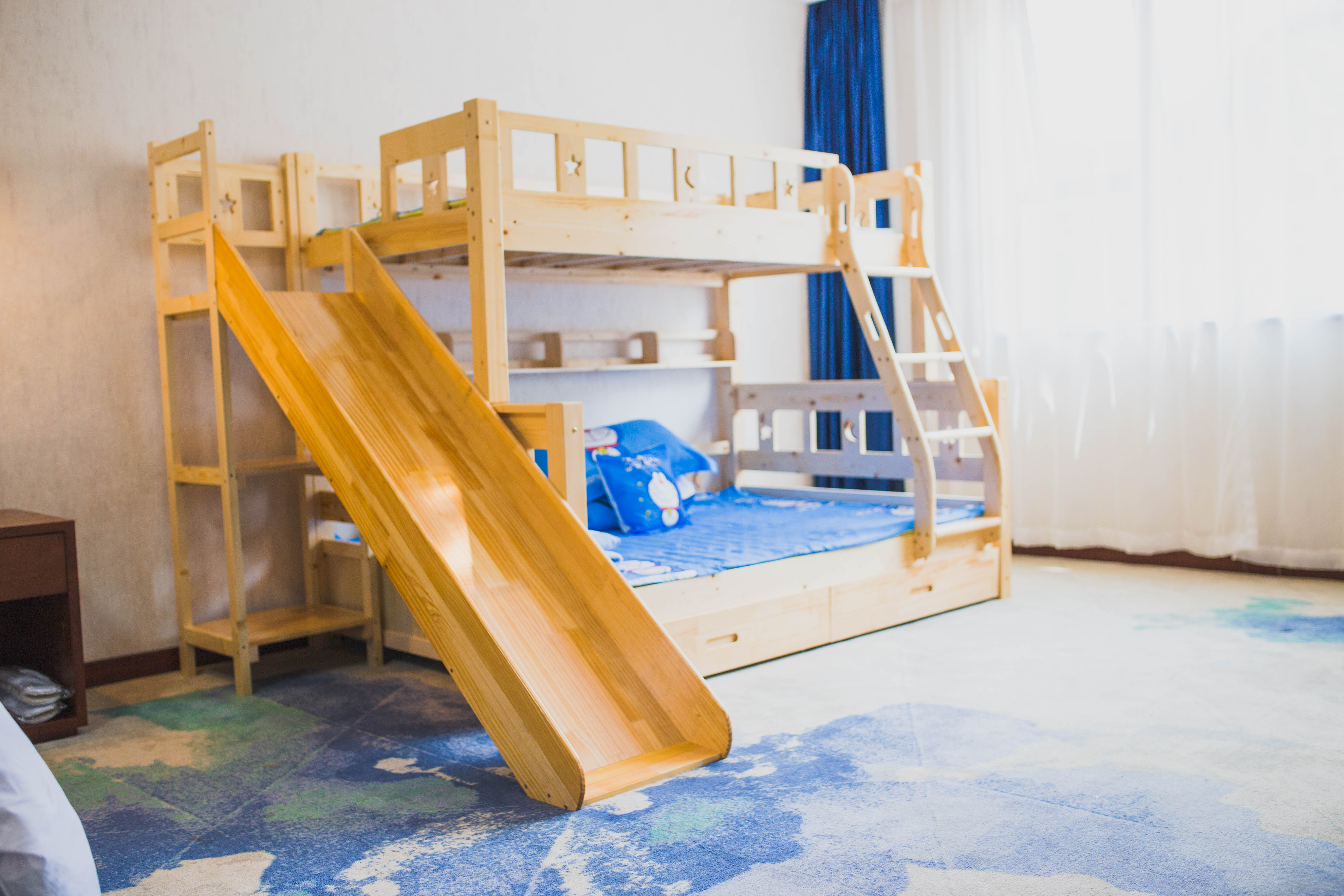 Weiye HotelHotel parent-child room