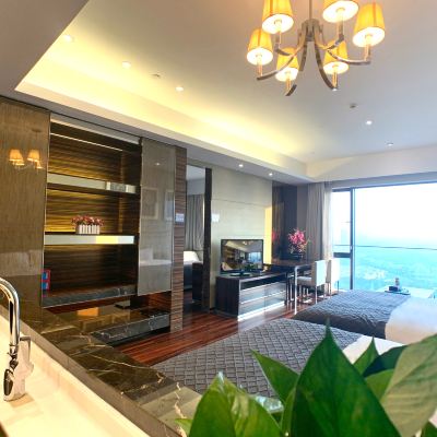 豪華行政三床套房 趣致·嘻哈保利世貿公寓（廣州塔琶洲會展中心店）優惠